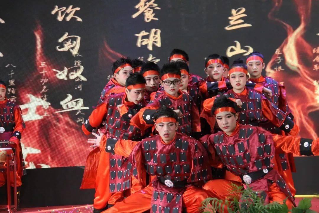 杨浦启动“YOUNG浦爱生活”跨年迎新购物季